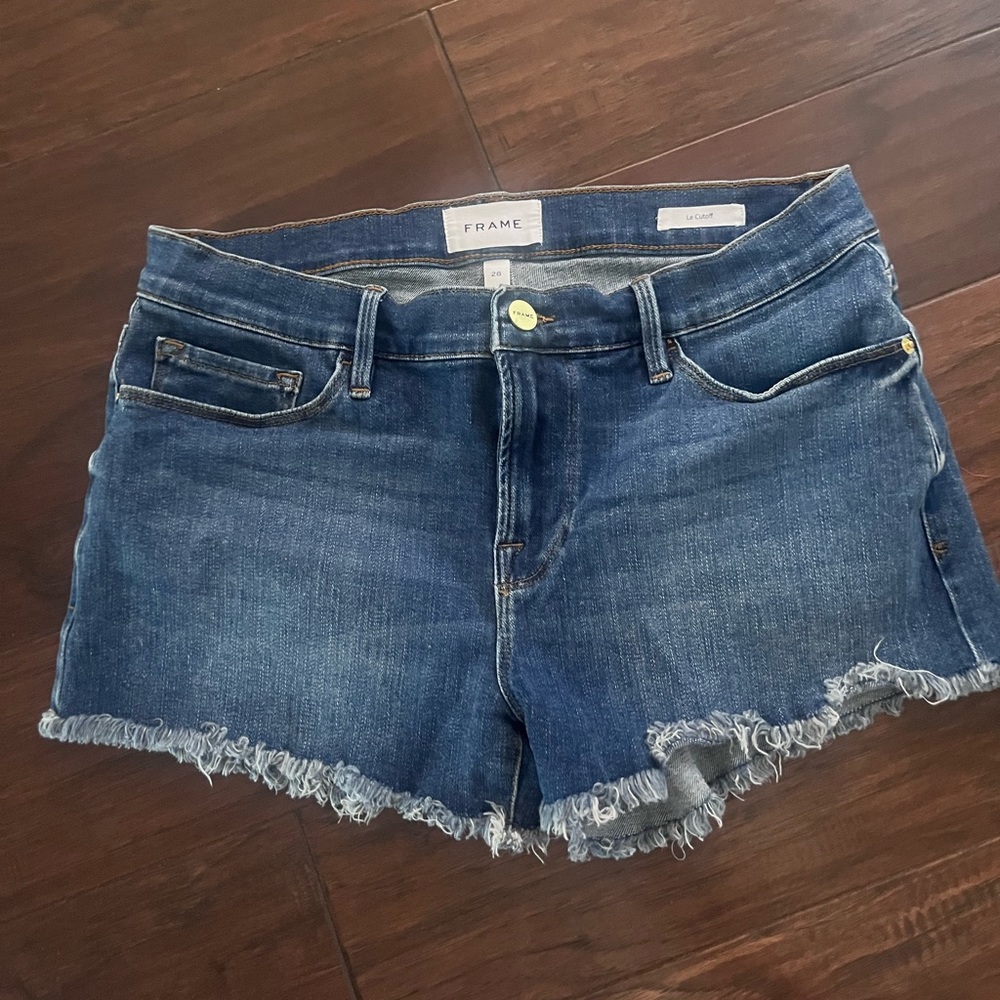 Frame Le Cut Off denim shorts